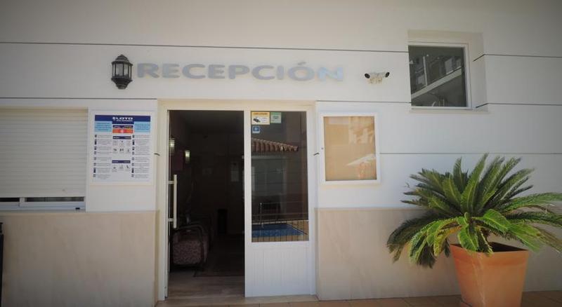 Hotel Apartamentos Loto Conil Conil De La Frontera Luaran gambar