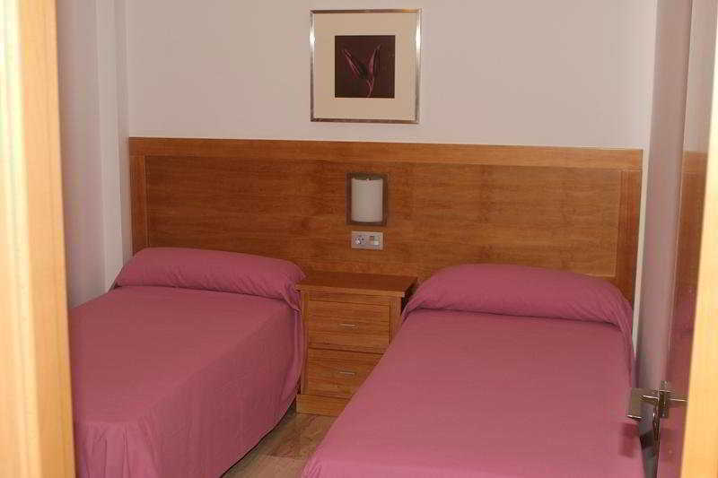 Hotel Apartamentos Loto Conil Conil De La Frontera Luaran gambar